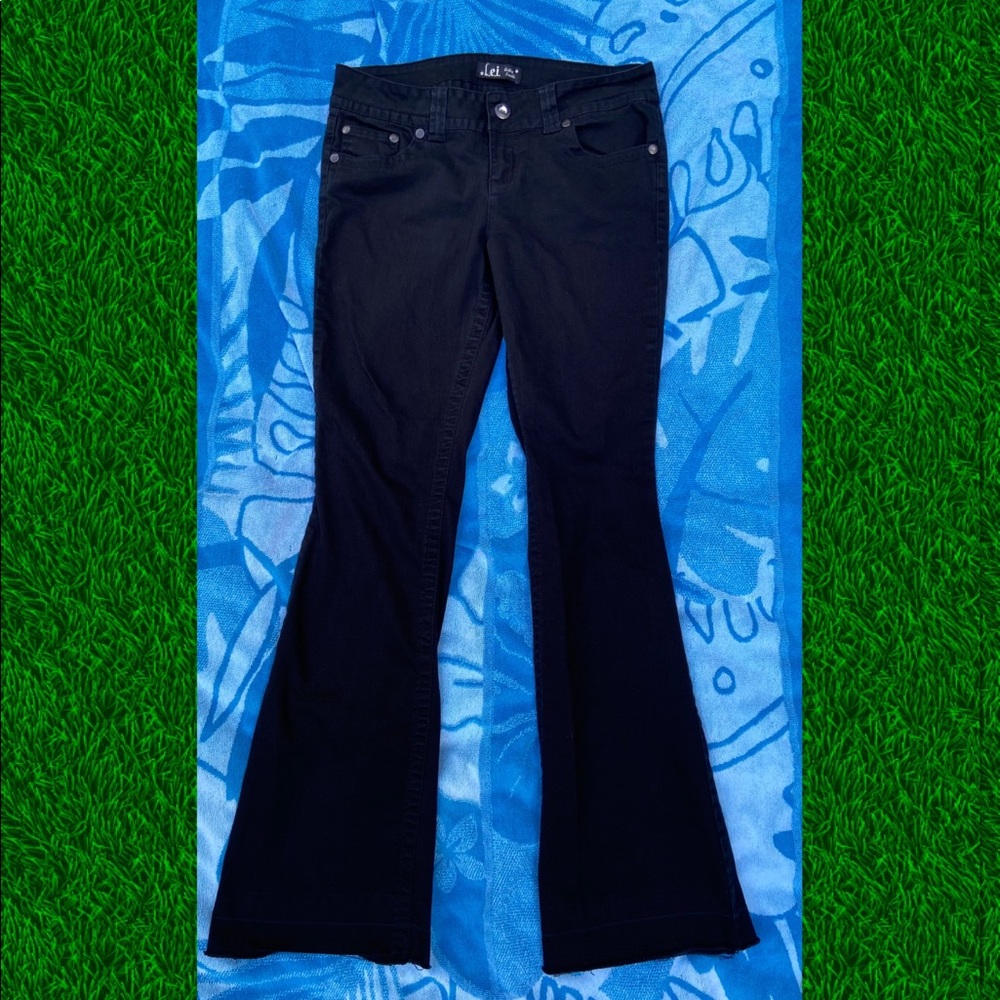 Ladies lei black jeans